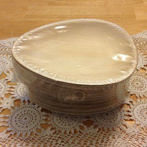 Environmentally friendly palm plates